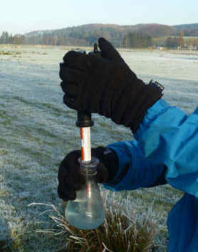 Measuring bicarbonate alkalinity in the field