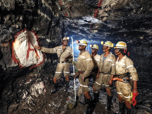 Safety training at Bathopele platinum mine. South Africa (c) Anglo American.